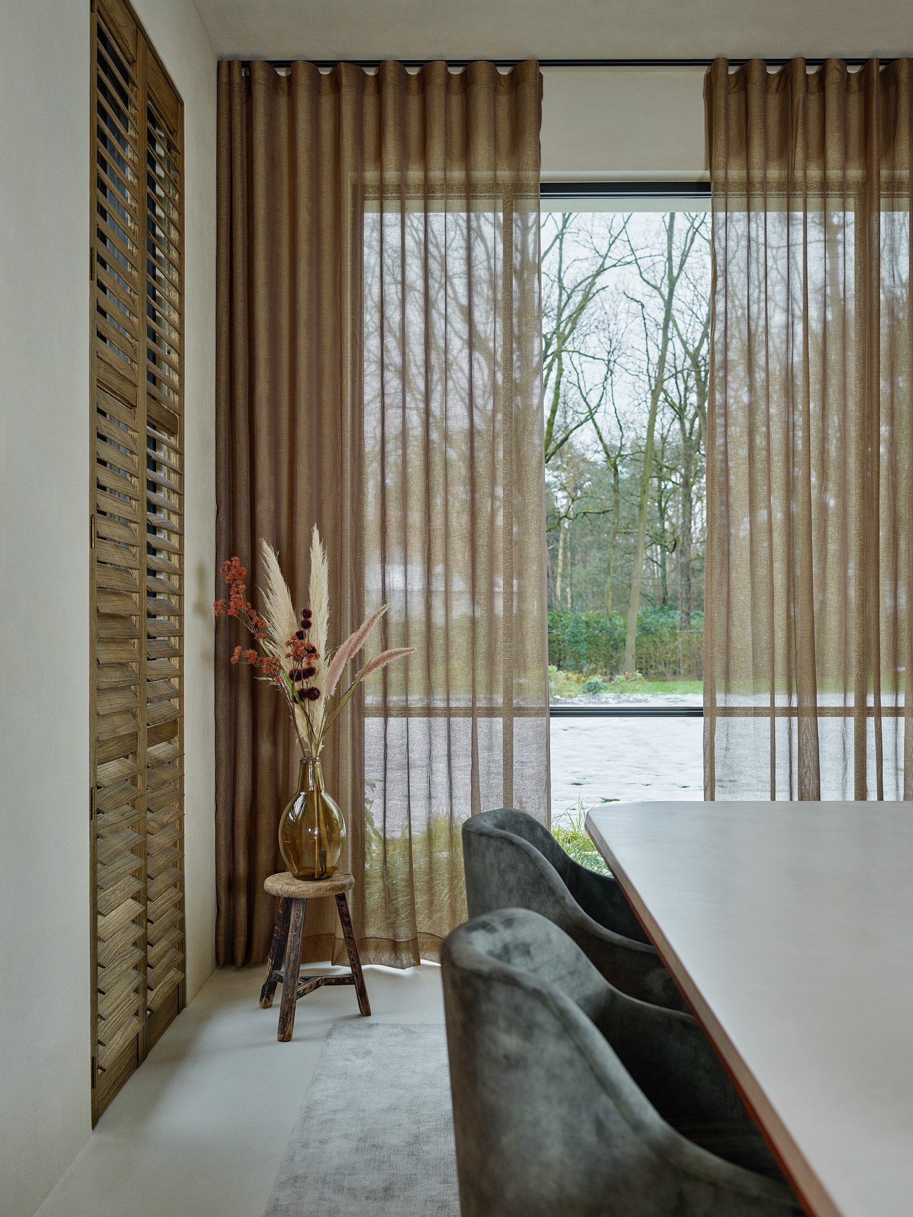 Zonwering Gordijnen: De Perfecte Combinatie van Stijl en Functionaliteit